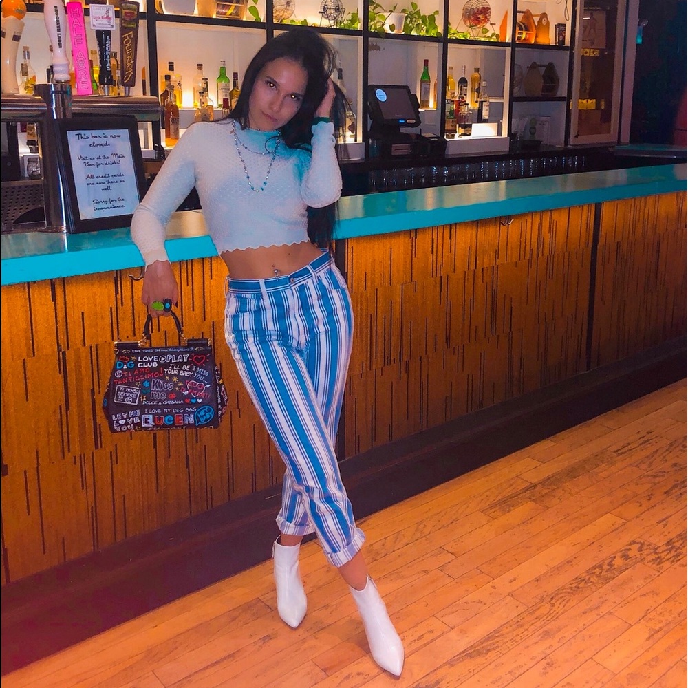 Meet your Posher, Meagan